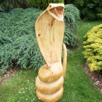 Had - Kobra, / výška-114cm, mat. osika, 10.000,-Kč v dubu. 